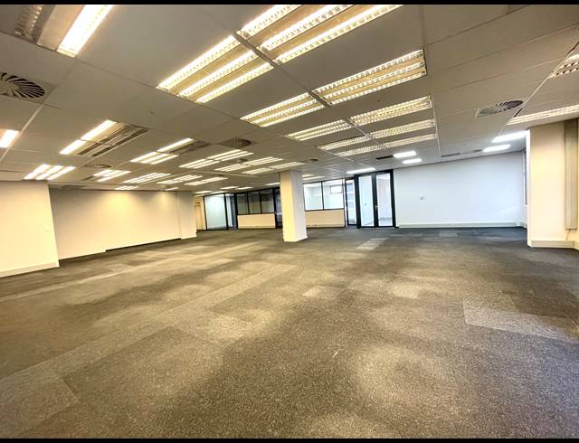 392M² OFFICE TO LET IN UMHLANGA RIDGE